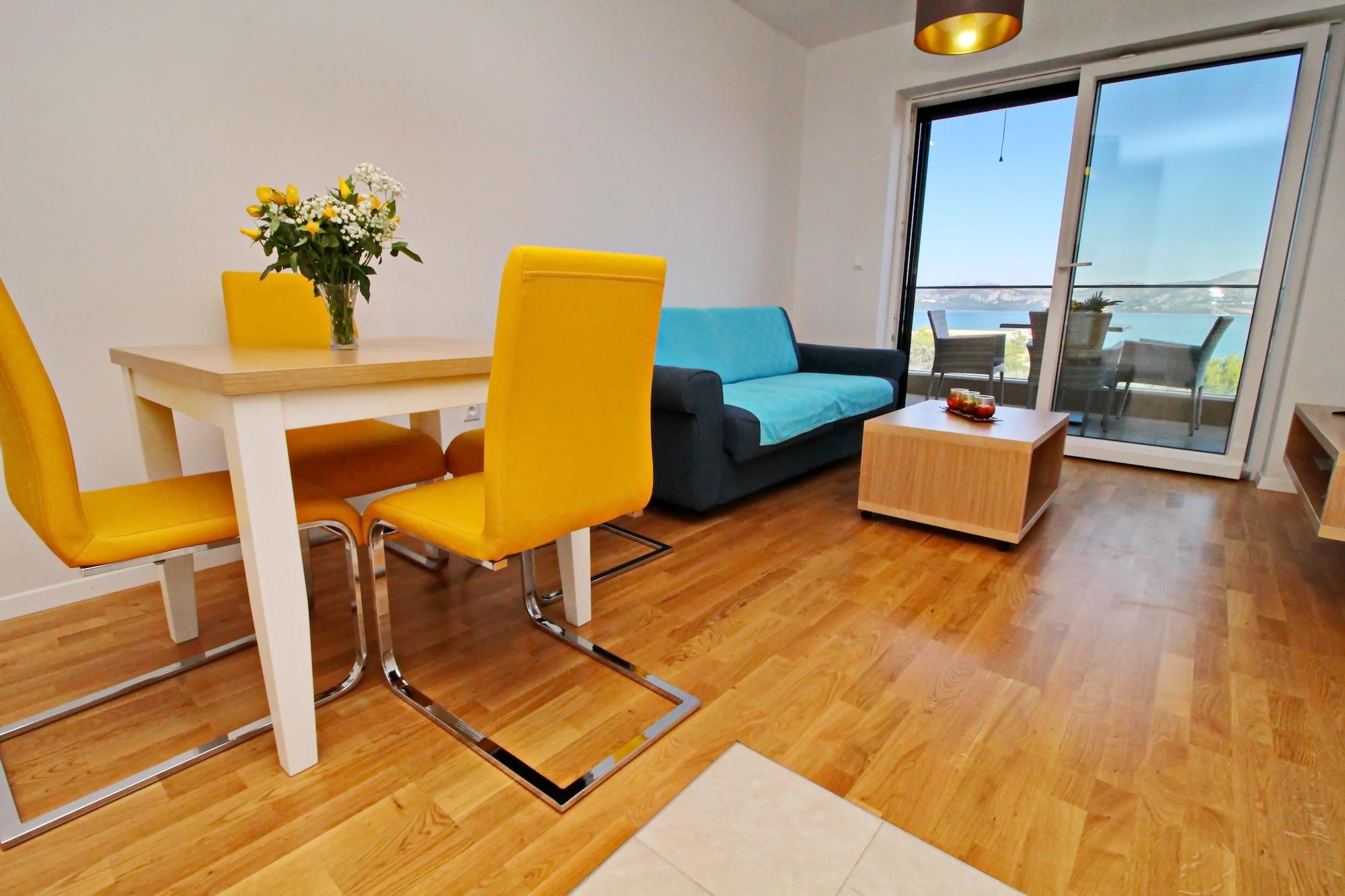 Kula Apartment *