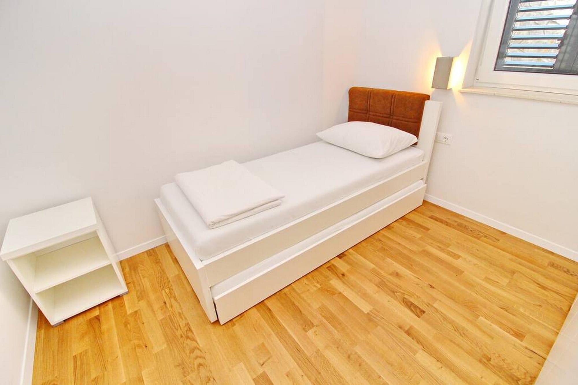 Apartment Kula