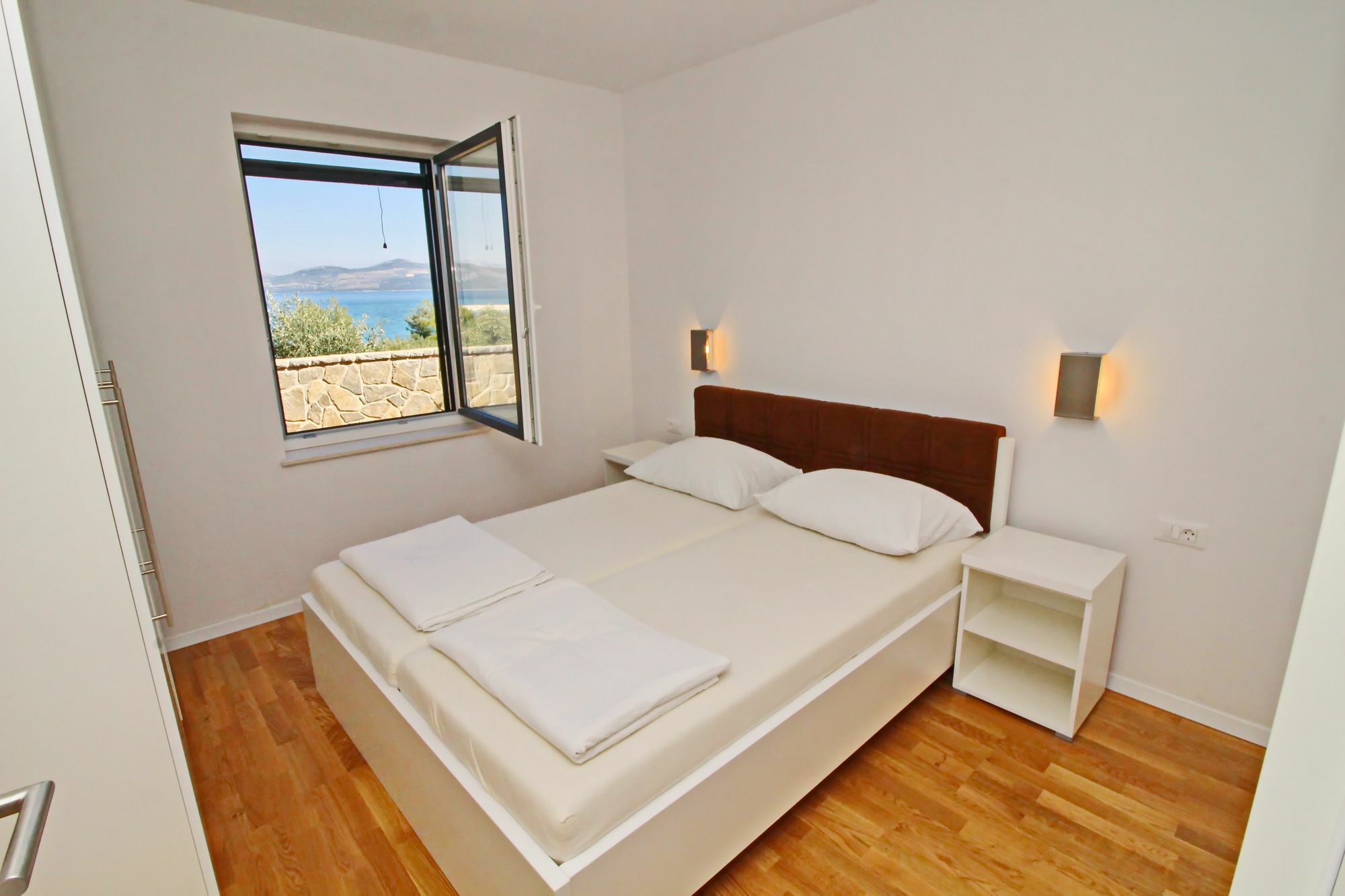 Apartment Kula